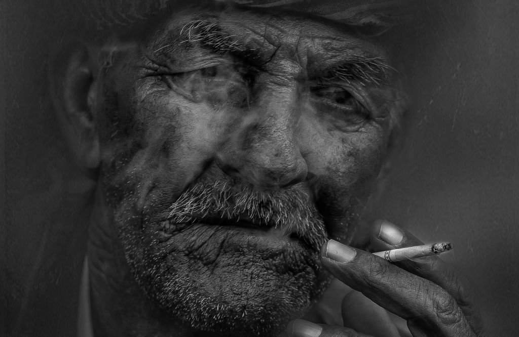 Raucher-Entw&ouml;hnung mit Hypnose(Bild: Omar Alnahi @ Pexels